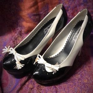 Black & White, Patten-leather, Wingtip Heels by Shoe Dazzle